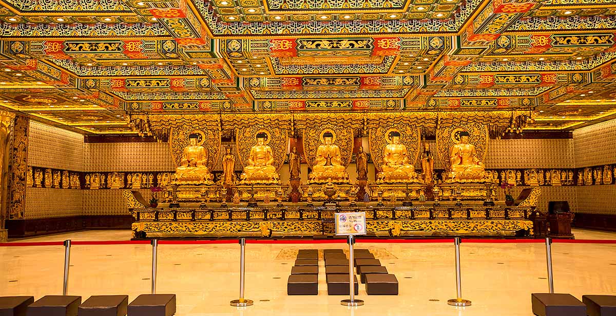 Po Lin Monastery